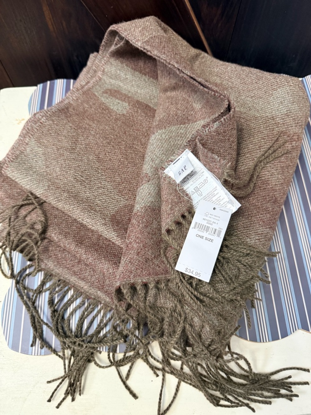 Gap Cozy Fringe Wrap Scarf in Mauve and Olive